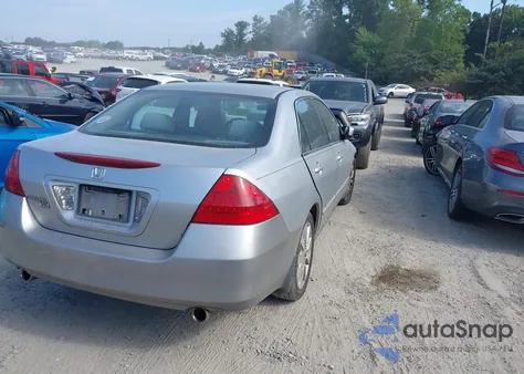 2007 Honda Accord 3.0 Se from USA, damaged, VIN 1HGCM66417A036431